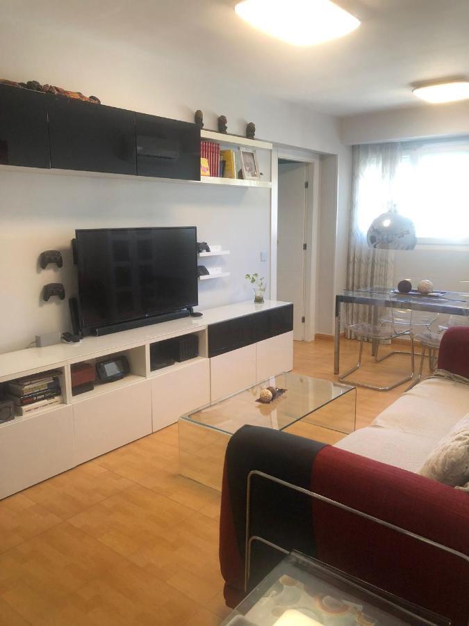 Apartament Huelin Playa Con Parking Cerca Centro Malaga Zewnętrze zdjęcie